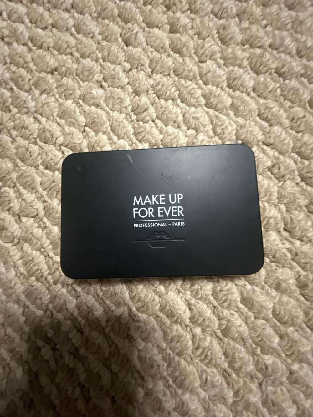 Make Up For Ever Matte Velvet Skin Blurring Powder Foundation Y415